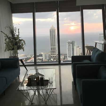 Altair Luxury Colombo By Miracle Apartment Екстериор снимка