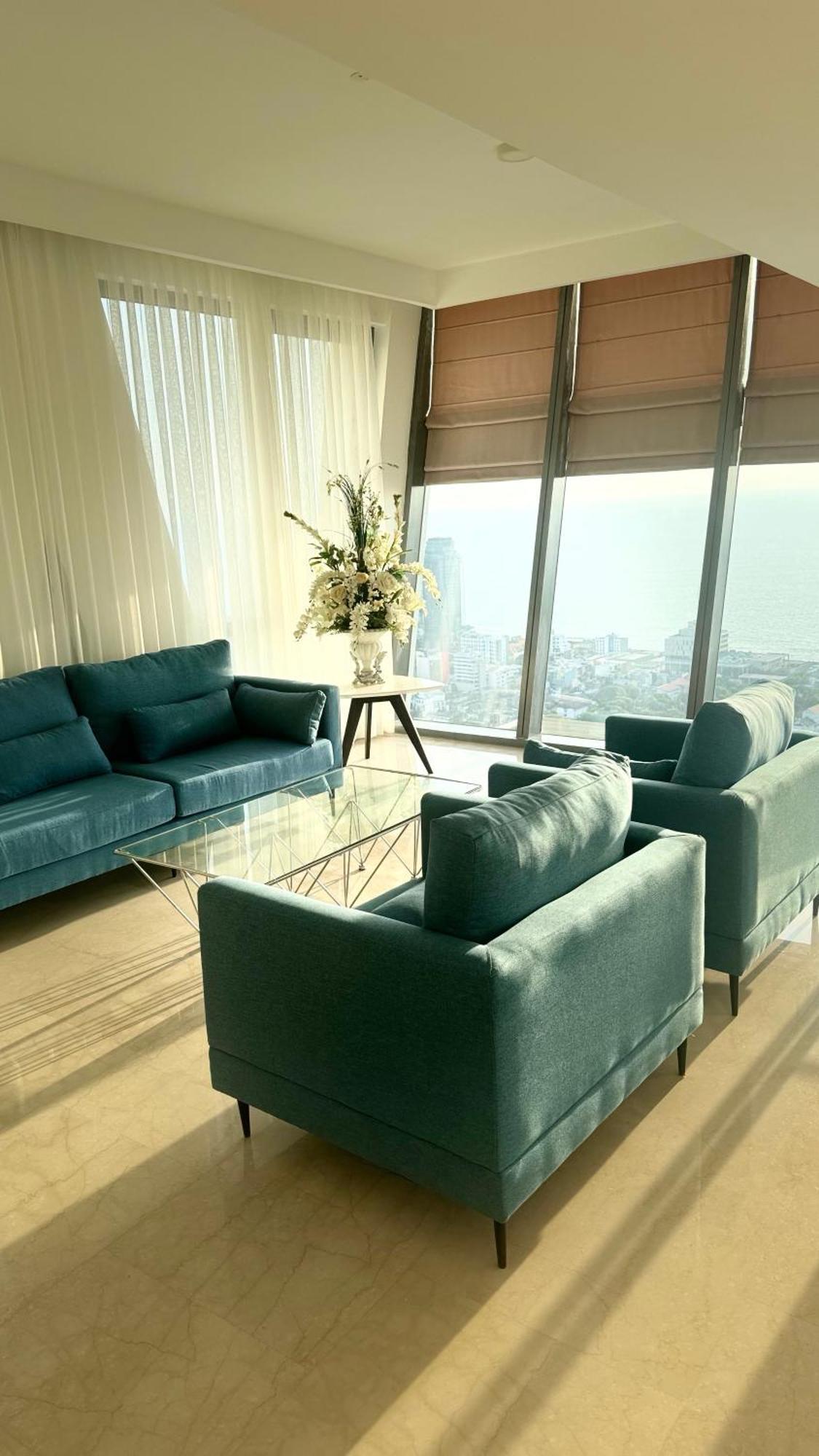 Altair Luxury Colombo By Miracle Apartment Екстериор снимка