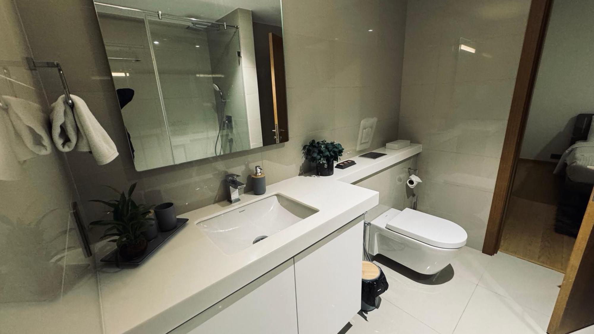 Altair Luxury Colombo By Miracle Apartment Екстериор снимка